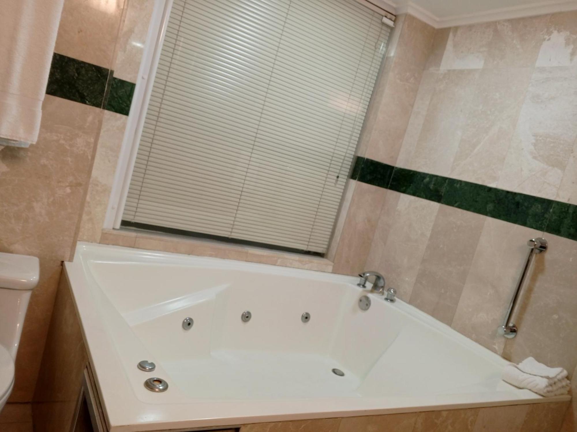 Executive Suites 巴伦西亚 外观 照片