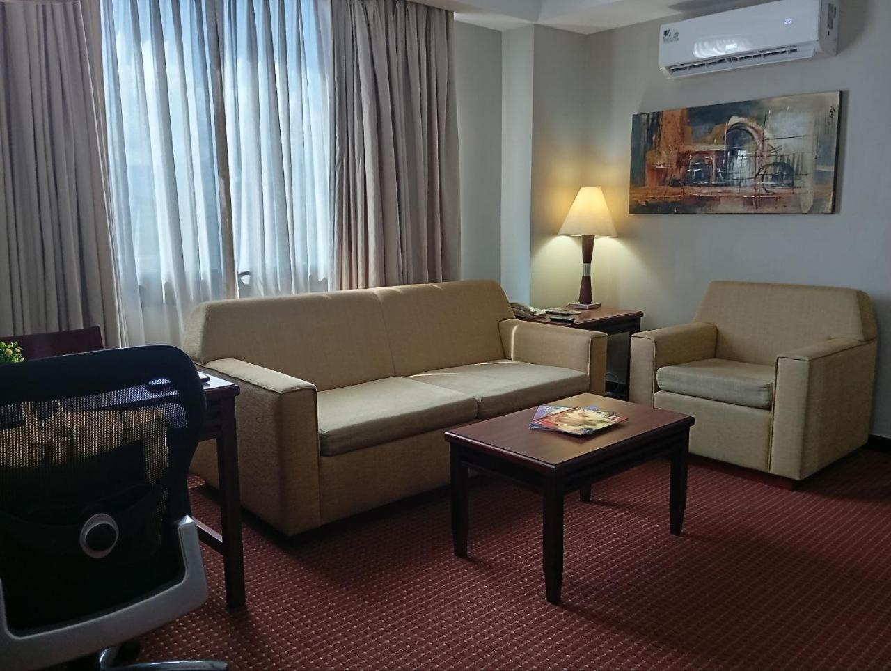 Executive Suites 巴伦西亚 外观 照片